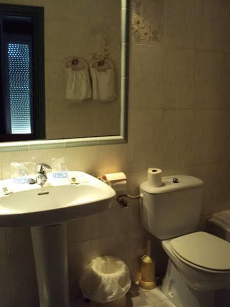 Hostal Manolo 가루차 외부 사진